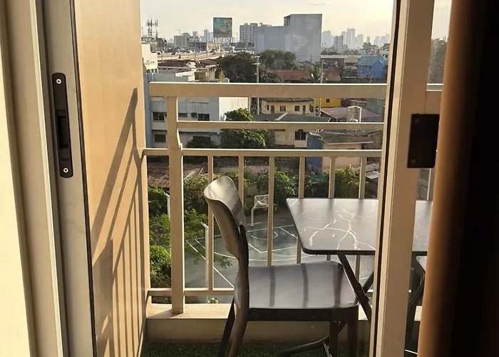 Apartamento 1br With Balcony At The Celandine Residences Manila
